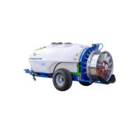 TRACTORRAL HÚZHATÓ MEZŐGAZDASÁGI ATOMIZÁLÓ 2000 L