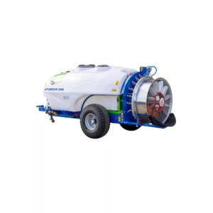 Tractorral húzható mezőgazdasági atomizáló 2000 l