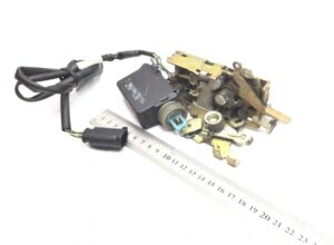 Jobb ajtózár mercedes a0007205635 a9437200735 24v