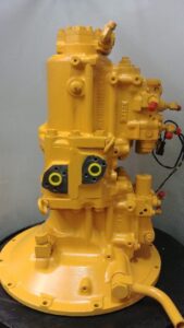 Komatsu pc340-12 kotrógép hidraulikus szivattyú, sárga, több hidraulikus csatlakozással