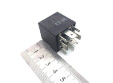 Relé Auto 3608, 12V, 6 tű
