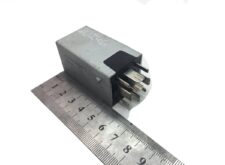 Relé MAN 22210-0000-1 24V 20A 8 tűs