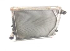 Radiátor Volvo 1665242 1676631 20758816 8112564 3183747 20936050 85000484 20566842 22235314 8113220 85000016 85000377 85000766 20708905 85000658