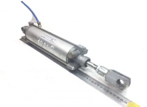 Volvo v0119203 ajtónyitó pneumatikus henger – 50 cm