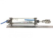 Volvo pneumatikus henger ajtónyitáshoz, modell V0119203