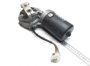 Volvo ablaktörlő motor – kódok: 70345684, 22672623, 1519529, 98480223, a0018202042, 0018202042, 3093014, 0390442451, 30038263