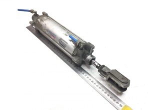 Pneumatikus henger volvo v0119203 ajtónyitáshoz