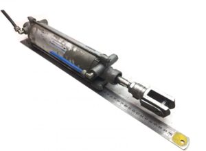 Volvo v0119203 spc051515200 ajtónyitó pneumatikus henger