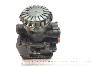 Ebs szelep jobb első tengely volvo 20828237 / 20570906 / 21122034 / 20428938 / 5801290649 / 7485003022 / 7420828237 / 7420428938 / 7420570906 / 504100409 / 7421122034 / 5801910304