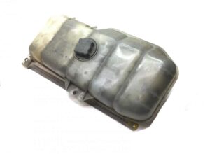 Tágulási tartály volvo-hoz – kódok: 1674918, 20517005, 3979764, 23262062, 23262060