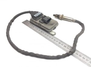 Nox érzékelő volvohoz, oem kódok: 7422827993, 22219283, 22315990, 22827993, 21984358, 201567736, 21387788, 20873395, 20873117, 20751663, 21567736, 85023781, 85029781