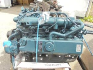 Új kubota v2203 motor