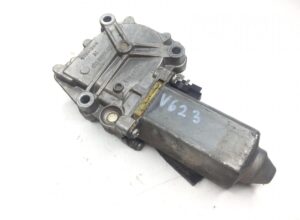 Jobb oldali ablakemelő motor volvo 3176550 1062011 5001834831