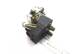 Volvo 3098453 481865c2f solenoid szelep 13