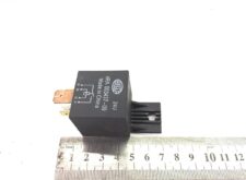 Hella 4RA 003437-09 relé, 24V