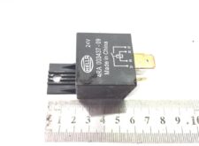Relé Hella 4RA 003437-09, 24V, Kínában gyártva