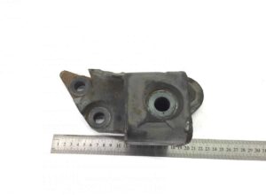 Hátsó jobb motor tartó bova 1670903