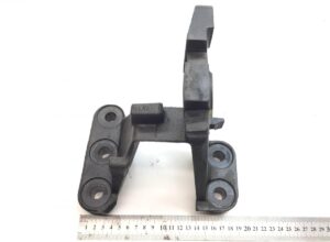 Jobb első motor tartó bova 1686551