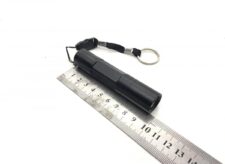 Hordozható LED lámpa akasztóval és kulcslánccal, fekete, 10 cm