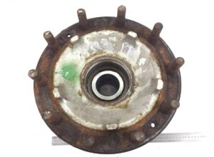 Jobb első tengely dobfékes kerékagy volvo 3988674-20518092-21024155-1026665