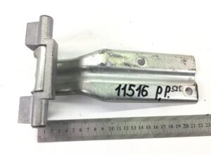 Zsanér mercedes fülke tárolórekesz fedeléhez, kód 11516 p. P