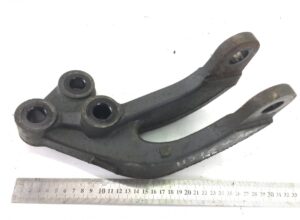 Tartó lengéscsillapító alsó bal hátsó tengely mercedes a9603255309