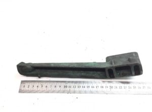 Volvo 1674972 radiátor tartó – 23 cm