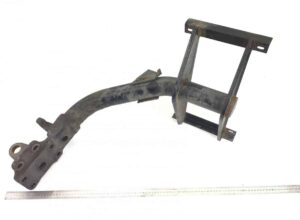 Bal alsó lépcsőlap tartó volvo 20721818 / 21247667