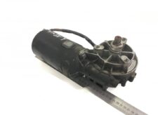 Szélvédő törlőmotor Scania 70345684 / 22672623 / 1519529 / 98480223 / A0018202042 / 0018202042 / 3093014 / 0390442451 / 30038263