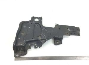 Jobb első tartó volvo-hoz – kód 84228541