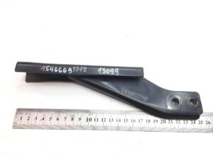 Bal lépcsőlap tartó volvo, kód 84228559