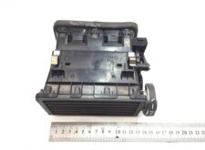 Szellőző a Volvo műszerfalra 82165759
