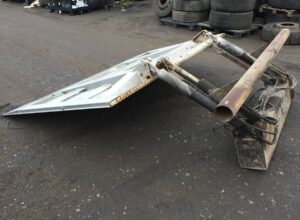 Töltőplatform volvo 77700639 – használt ipari gép