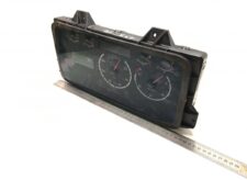 Műszerfal óra Scania különböző modellekhez (1922804, 1780556, 1796373, 1861691, 1870091, 1773236, 1773288, 1870087, 1780549, 1796346, 1861688, 1763030)