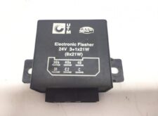 Elektronikus fényjelző relé 24V 3+1x21W (8x21W) UTM MAI Volvo-hoz