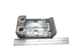 Támogatás hátsó bal hajtótengely sárfogóhoz Volvo 20383038 / 20382890