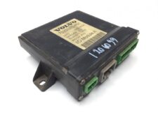 Volvo 70350370-P01 I/O vezérlőegység 2412