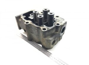 Scania hengerfej dízelmotorokhoz – kódok: 1846123, 1909203, 1750995, 2062690, 2037442, 2037441, 2057412, 2081239, 2609859, 570997, 570123, 574374