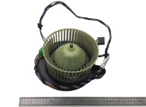 Mercedes fűtőventilátor kódok: 0028302408, 0028304008, 0038308908