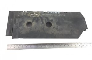Mercedes-benz 13608 oldalsó motorburkolat