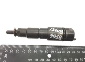 Mercedes üzemanyag-befecskendező cod 13608 9968