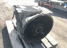Renault sebességváltó – Kód 7403190584 / 7485013187
