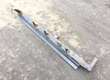 Bal oldali lépcsőlap tartó Renault 5010574863, használt