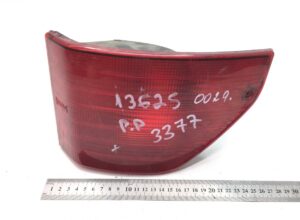 Bal hátsó lámpa mercedes a0008203664 0008203664