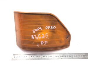 Jobb hátsó irányjelző mercedes a0018206121