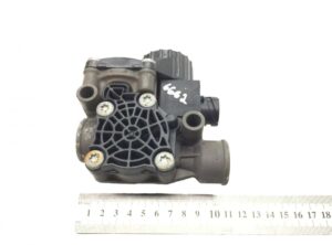 Abs szelep első bal tengely volvo 20516342 / 21893128 / 5001866013 / 7420516342 / 41027223 / 41027224 / a0044298744 / 0044298744 / 9959212-11
