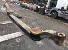 Első tengely keresztgerenda Volvo (70311650, 20789941, 70311651)