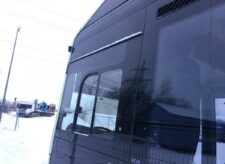 Bal oldali oldalsó ablak Volvo buszhoz
