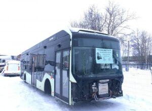Volvo elektromos busz sérült
