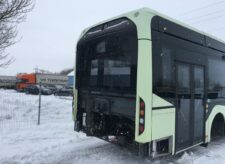Volvo busz hátsó váz hóban – Eredeti alkatrész